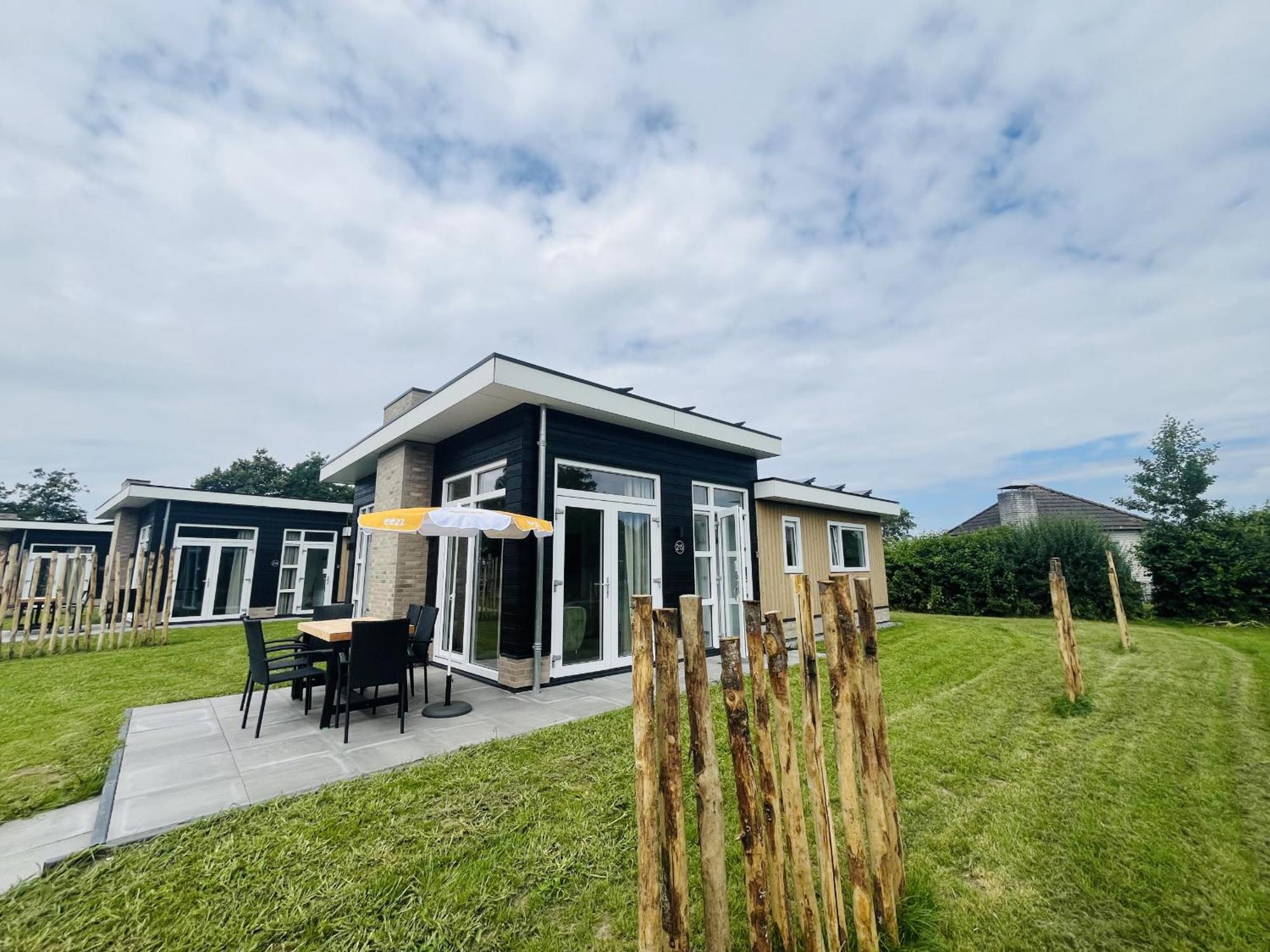 Bungalowpark De Horn - Floresta 213 Dirkshorn Esterno foto